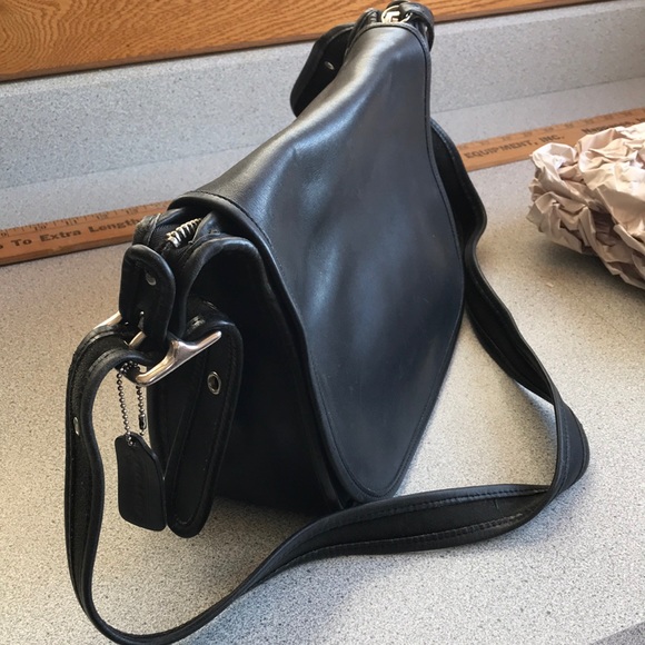 Coach Handbags - Vintage coach Black leather cross body No C9P-9957